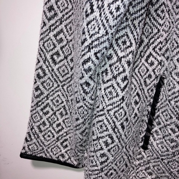 Rebecca Malone Sweater Jacket - Picture 5 of 7